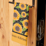 Fun Chic Customized Sunflower Floral Pattern  Kitchen Towel<br><div class="desc">Cute Personalized Sunflower Pattern Modern tea towel. Add your name of fun quote to this colourful floral towel. These cute kitchen towels are perfect to add some colour to your kitchen. Pair it with a bottle of wine and it makes a great personalized gift for friends, family, coworkers, neighbours, etc....</div>