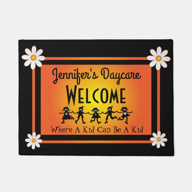 Fun Daisies & Kids Personalized Daycare Welcome Doormat (Front)