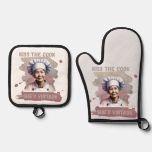 Fun Kiss The Cook She's Vintage Oven Mitt & Pot Holder Set