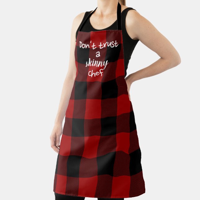 fun quote on buffalo plaid apron (Insitu)