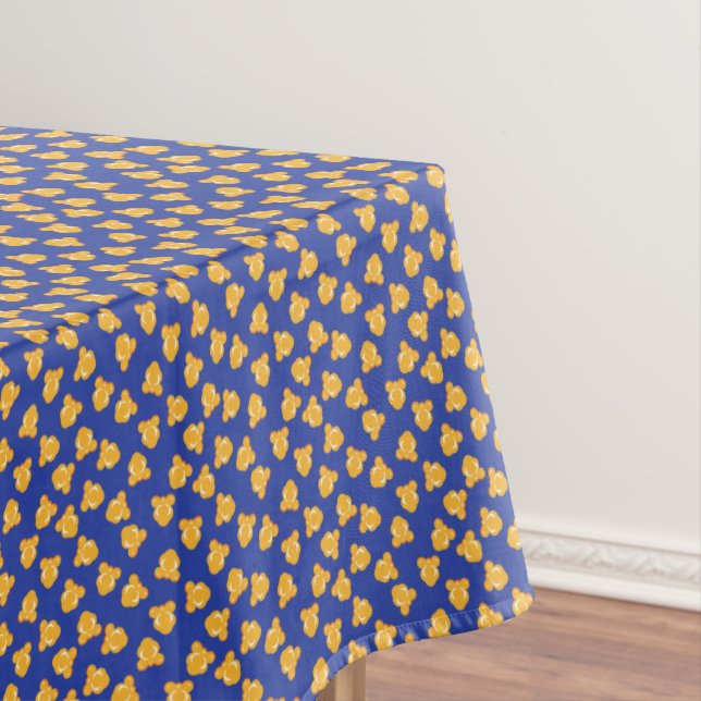 Fun Scattered Popcorn Pattern Tablecloth (In Situ)