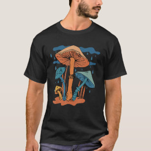 Fungus Magic Psilocybin Mushrooms Vintage Hippie   T-Shirt