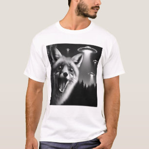 Funny Alien Fox UFO Racoon Selfie with UFOs T-Shirt