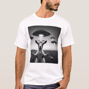 Funny Alien Goat UFO Goat Selfie with UFOs T-Shirt