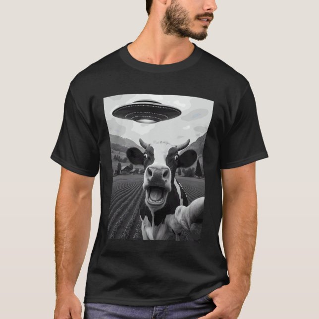 Funny Alien UFO Cow Abduction Selfie T-Shirt (Front)