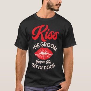 Funny Bachelor Bachelorette Party Single Life JGA T-Shirt