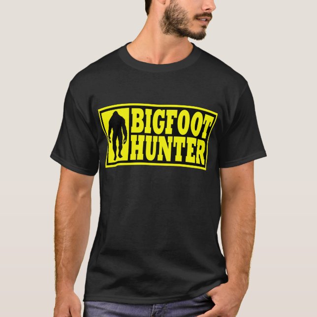 Funny BIGFOOT HUNTER Shirt - Finding Bigfoot Gear (Front)