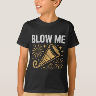 Funny Blow Me Kiss Me Happy New Year Couple Humor  T-Shirt
