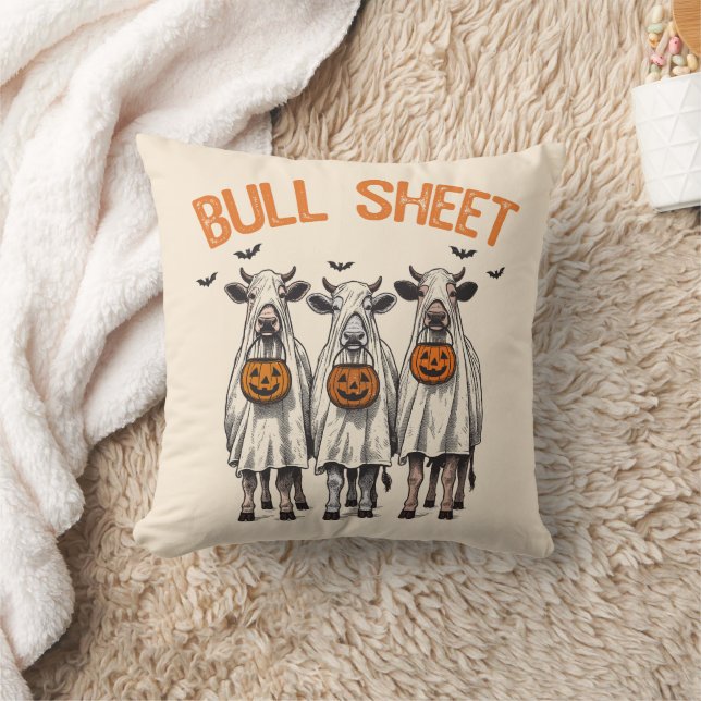 Funny Bull Sheet Vintage Halloween Throw Pillow (Blanket)
