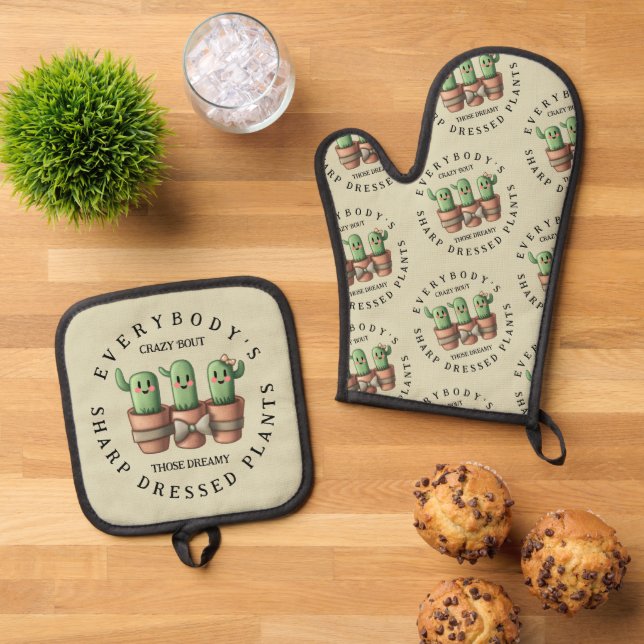 Funny Cacti Everybody's Crazy 'Bout Sharp ... Oven Mitt & Pot Holder Set (Top Down)