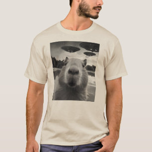 Funny Capybara Take Selfie withAliens UFOs Weird T-Shirt