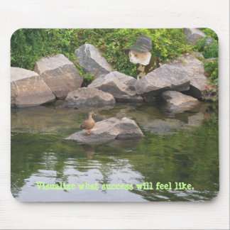 Funny Cat Hunting in Camo Mouse Pad