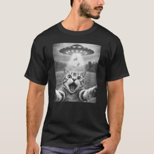 Funny Cat Selfie Alien UFO Abduction Cow Gift T-Shirt