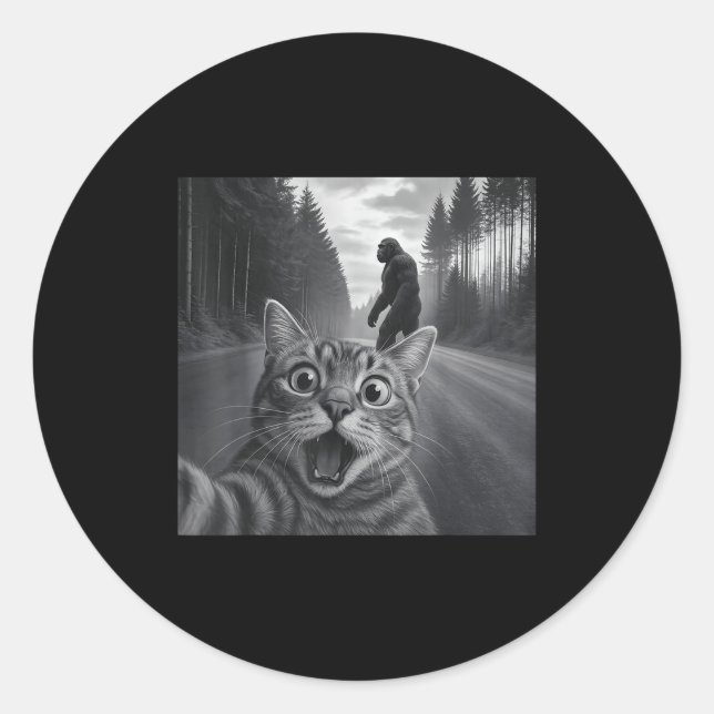 Funny Cat Selfie With Bigfoot Cat Lovers For Men W Classic Round Sticker (Front)