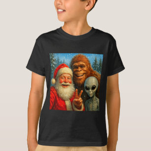 Funny Cat Selfie With Santa Claus & Bigfoot Me T-Shirt