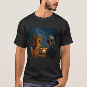 Funny Cat Selfie with UFO Alien Meme T-Shirt