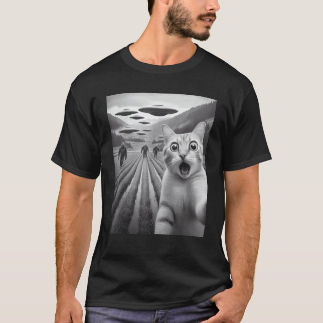 Funny Cat Selfie with UFOs and Bigfoot for Cats Lo T-Shirt (Front)