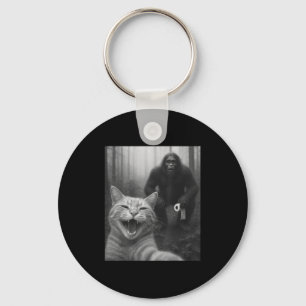 Funny Cat Surprised Happy Selfie With Bigfoot Doin Keychain
