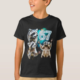 Funny Chaotic Raccoon Howling At 67 Cosmic Six Sev T-Shirt