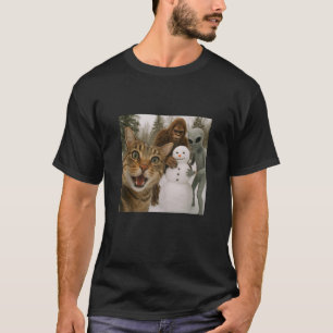 Funny Christmas Cat Selfie with Bigfoot Alien Snow T-Shirt