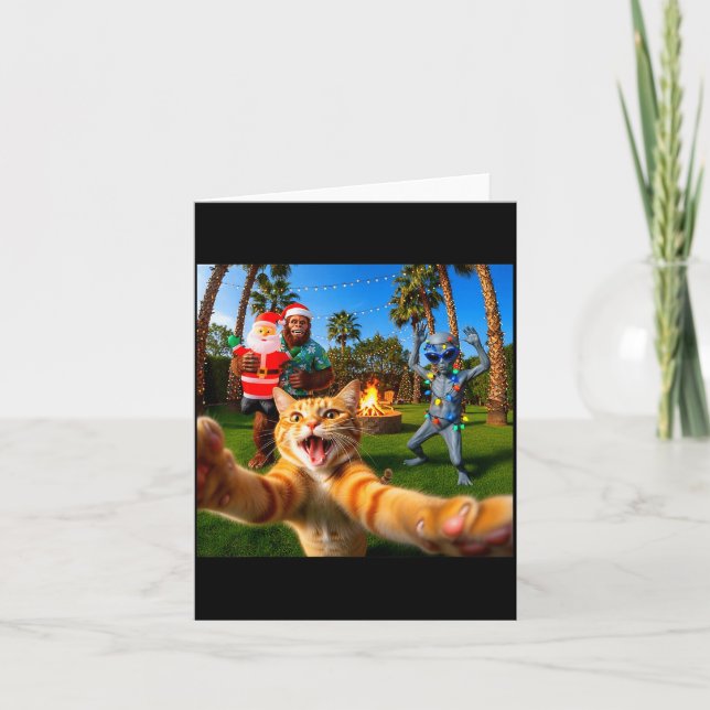 Funny Christmas Cat Selfie With Bigfoot &amp; Alie Card (Front)