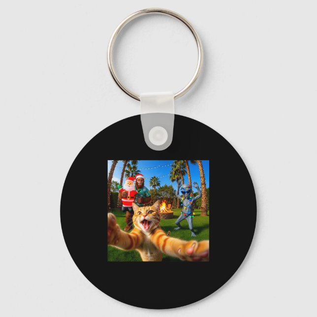Funny Christmas Cat Selfie With Bigfoot &amp; Alie Keychain (Front)