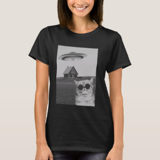 Funny Cool Cat With Spaceship T-Shirt