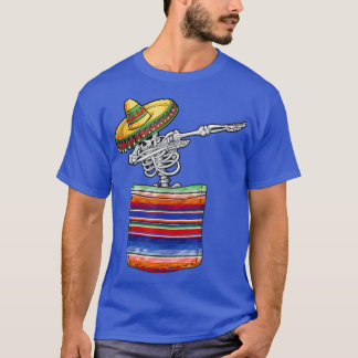Funny Dabbing Skeleton Pocket Serape Cinco De Mayo T-Shirt