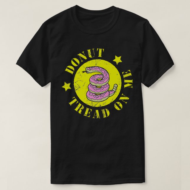 Funny Do Not Tread On Me Donut Snake and US Flag o T-Shirt (Design Front)
