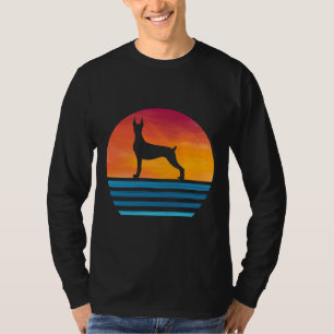 Funny Doberman Mom Dog Lover Vintage Silhouette Do T-Shirt