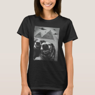 Funny Dog Selfie Alien UFO Invasion Pyramid Egypt  T-Shirt