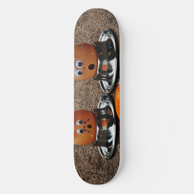 Funny eggs skateboard (Front)