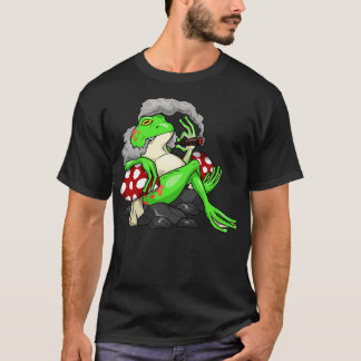 Funny frog is smoking a cigar T-Shirt