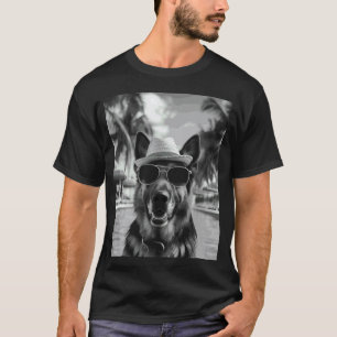 Funny German Shepherd Selfie Dog Summer Vacation T-Shirt