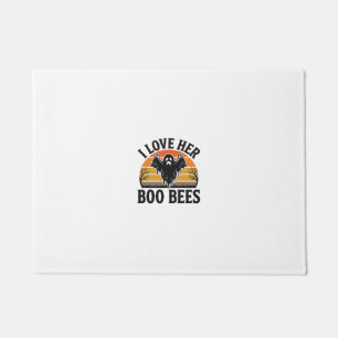 Funny Ghost Bee Pun Vintage Halloween T-Shirt Desi Doormat