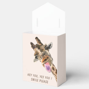 Funny Gift Box with Playful Giraffe - Smile