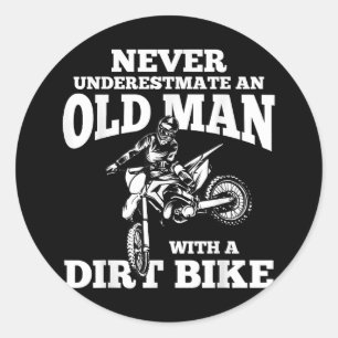 Funny Gifts Never Underestmate An Old Man With A D Classic Round Sticker