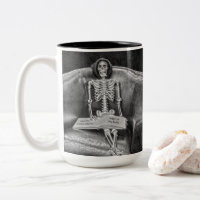 Funny Gothic Vintage Black And White Skeleton