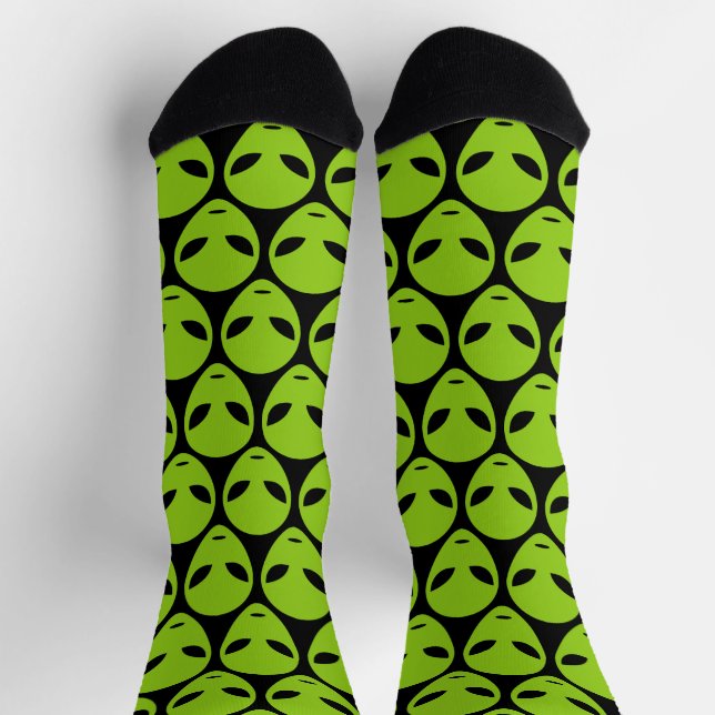 Funny green alien head pattern gift socks (Top)