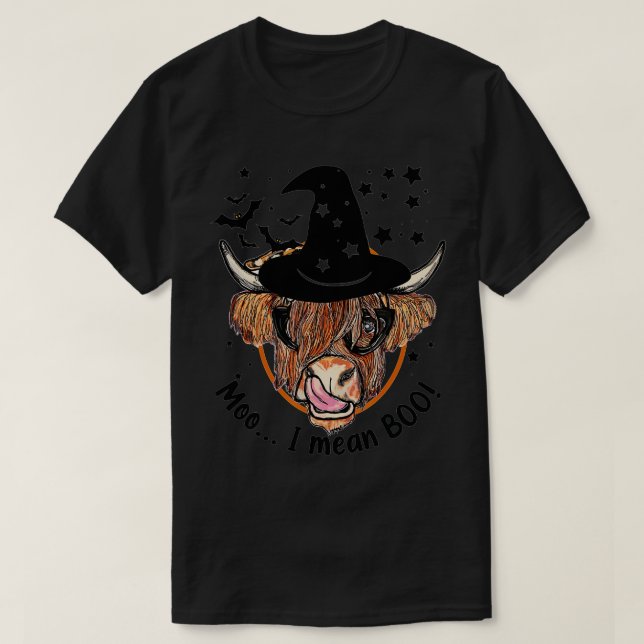 Funny Halloween Moo I Mean Boo Cute Cow Witch Hat  T-Shirt (Design Front)