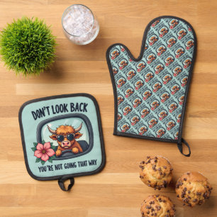 Funny Highland Cow Retro Western Motivational Art Oven Mitt & Pot Holder Set