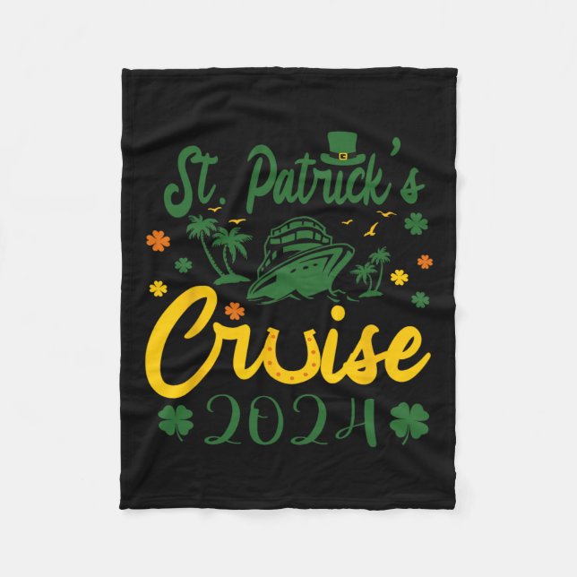 Funny I Always Carry A Little Pot With Me St Patri Fleece Blanket (Front)