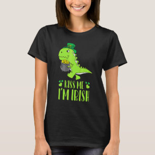 Funny Kiss Me I'm Irish T Rex Dinosaur St Patrick' T-Shirt