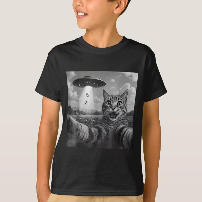 Funny Meme Cat Selfie Six Seven Retro Cat 67 Anima T-Shirt (Front)