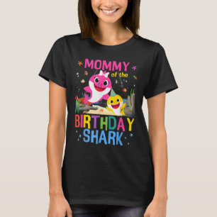 Funny Mommy Of The Birthday Family Shark Kids Birt T-Shirt