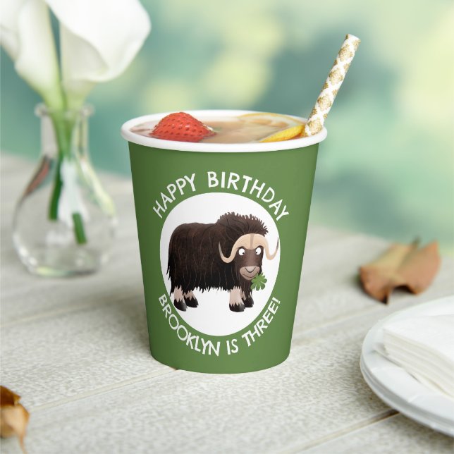Funny musk ox cartoon personalized birthday  paper cups (Insitu)
