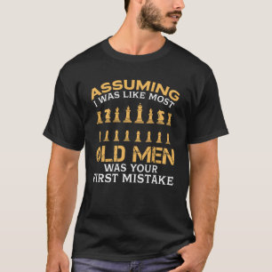 Funny Old Men Who Loves Chess T-Shirt