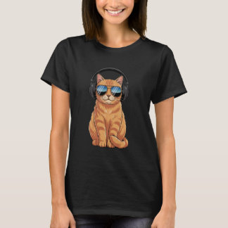 Funny Orange Cat Wearing Headphones Music T-Shirt