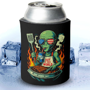 Funny Patriotic Alien Grilling Retro American BBQ Can Cooler