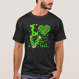 Funny Plaid Heart LOVE St Patrick's Day T-Shirt